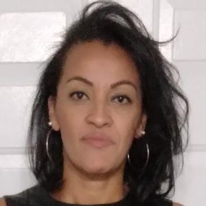 Meet your Posher, Simone